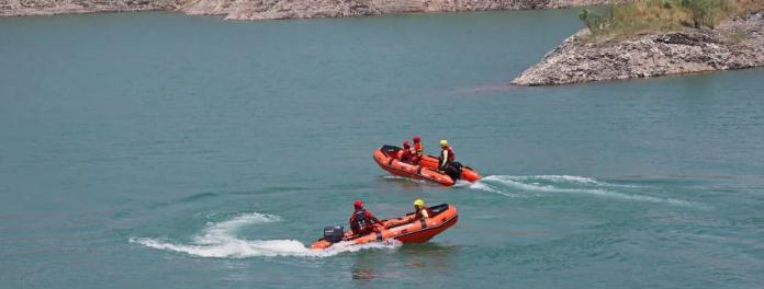 “汛”練進(jìn)行時(shí)，特勤大隊(duì)扎實(shí)開(kāi)展水域救援專(zhuān)項(xiàng)訓(xùn)練