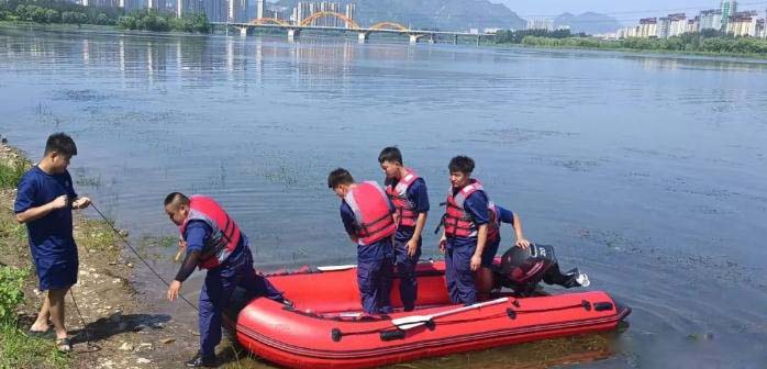 補短板強弱項，提技能礪精兵，縣應急管理局開展水上救援訓練